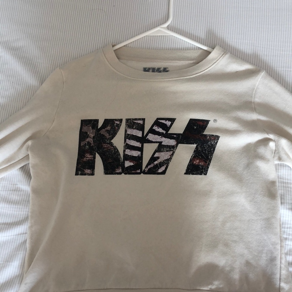 Kiss shirt